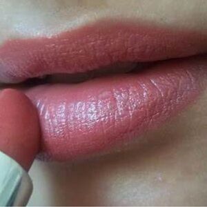 Clinique PINK BEACH #22 Bare Brilliance Lipstick. Discontinued HARD TO FIND! NEW